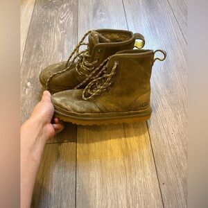 Ugg Neumel Burnt Olive Green Suede Women's Boots W 5